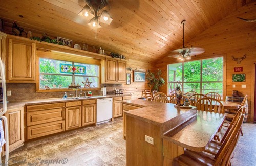 New Braunfels House | 158 m² House ∙ 3 bedrooms ∙ 14 guests