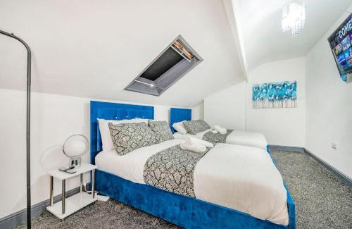 Leeds House | *15w* setup for your most amazing & relaxed stay + Free Parking + Free Fast WiFi *