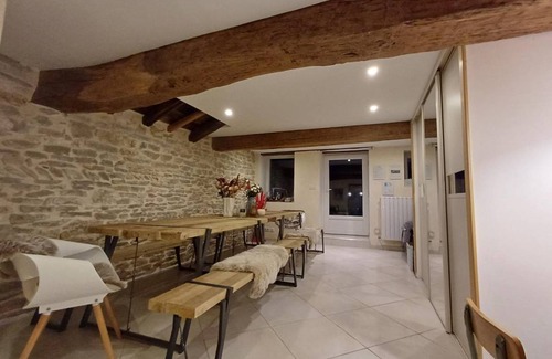 Ceyzeriat House | 168 m² Gîte ∙ 5 bedrooms ∙ 12 guests