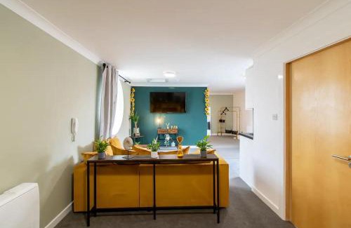Hartlepool Apartment | 17 Bowline · Superb Studio Free Parking Pass the Keys