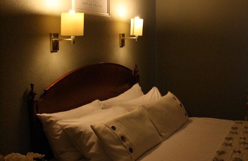Eastbourne Seafront Bed & Breakfast | 17 Wilmington Square