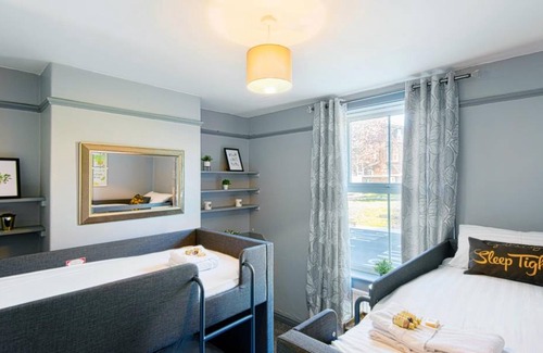 York Apartment | 171 m² Apartment ∙ 3 bedrooms ∙ 12 guests