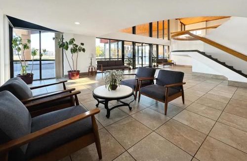 Fort Wayne Hotel | 1734 West Hotel