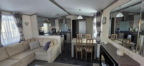 Crowle Other | 18 Fir Trees