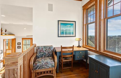 Corolla House | 1812 - The Original Sound and the Fury