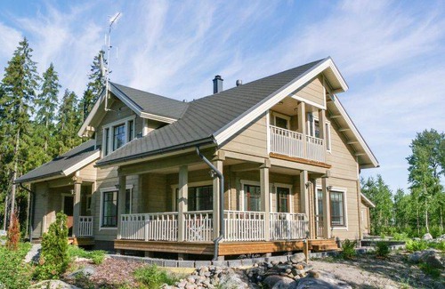 Pertunmaa House | 183 m² House ∙ 4 bedrooms ∙ 10 guests