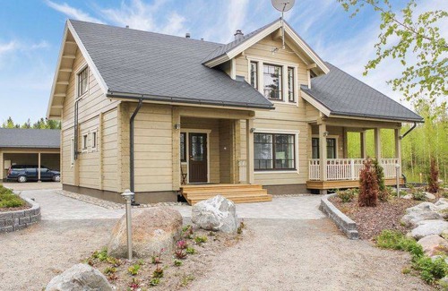 Pertunmaa House | 183 m² House ∙ 4 bedrooms ∙ 10 guests