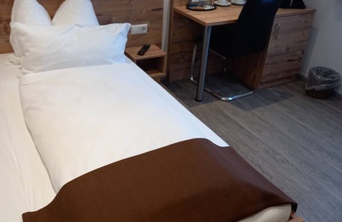 Calw Cabin | 19 m² Private room ∙ 1 bedroom ∙ 2 guests