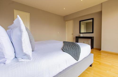 El Yaqui House | 1BR Standard Apartment