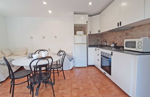 Palafrugell Ski Chalet | 1SIR 01 - Very simple 2 bedroom apartment located in a very quiet area only 200m from the beach of Llafranc.