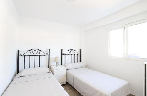 Almarda Apartment | 2 apartamentos en una excelente villa de playa compartiendo Piscina y Jardín