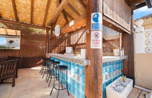 San Miguel de Salinas Villa | 2 Apts in Villa Sun and Happiness
