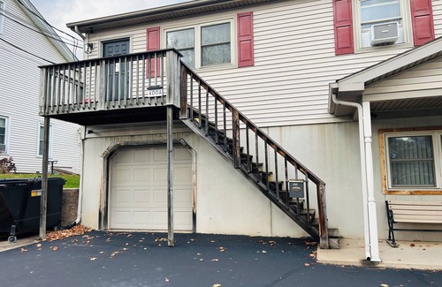 Catawissa Apartment | 2 bdr - 10 mins from I-80