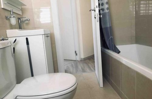 Netanya Apartment | 2 BDR Nitza appartment with balkony