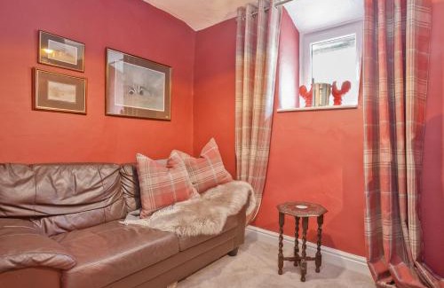 Hawkshead House | 2 Bed in Hawkshead 78606