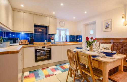 Longnor House | 2 Bed in Longnor 91128