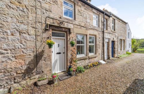 Rothbury House | 2 Bed in Rothbury 87902