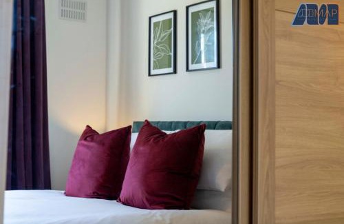 Cairneyhill House | 2 Bed Sleeps 4 in Dunfermline