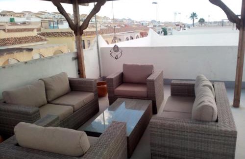 Mazarron Villa | 2 Bed-Sleeps 5-Private Pool-Pets-AirCon