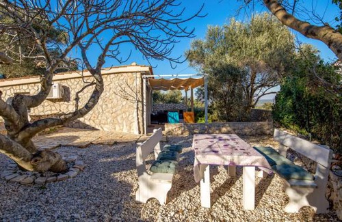 Mali Losinj House | 2 bedroom accommodation in Sveti Jakov