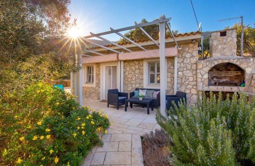 Mali Losinj House | 2 bedroom accommodation in Sveti Jakov