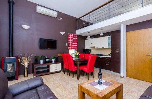 Mrcevo House | 2 bedroom accommodation in Mrcevo