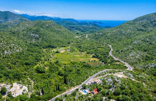 Mrcevo House | 2 bedroom accommodation in Mrcevo