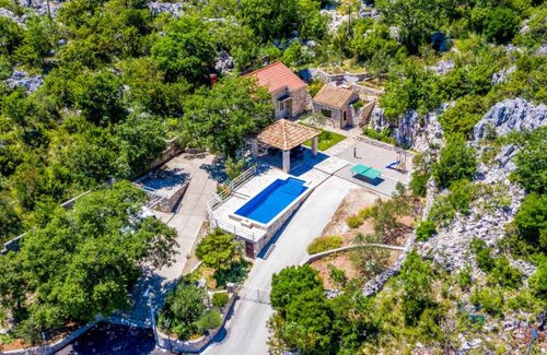 Mrcevo House | 2 bedroom accommodation in Mrcevo