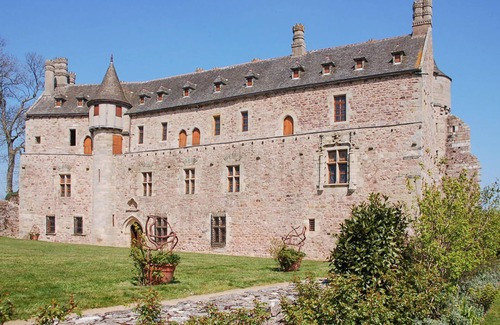 Plouguiel House | 2 bedroom accommodation in Plouguiel