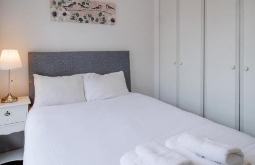 The Liberties Apartment | 2 Bedroom Apartment near historical Christchurch