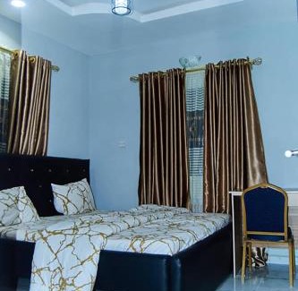Benin City Apartment | 2-Bedroom Apt Short let in Benin City-Hosted by Tomla Built in 2025