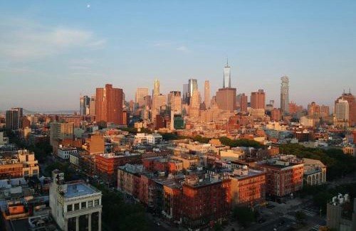 Bowery Apartment | 2 Bedroom Apt with 3 Beds - Friends & Family