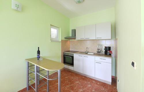 Ugljan Apartment | 2 Bedroom Awesome Apartment In Ugljan