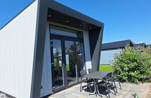 West-Graftdijk House | 2-bedroom chalet with terrace