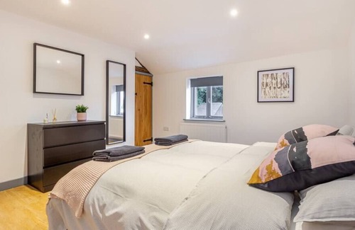 Leominster House | 2 Bedroom House in Leominster