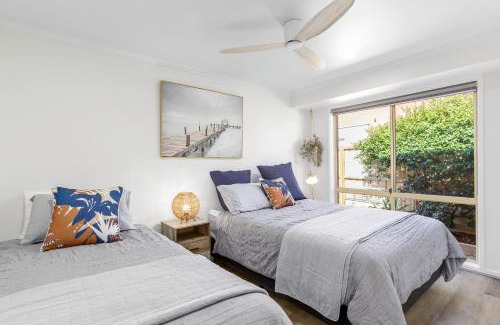 Ocean Grove Apartment | 2 Bedroom Unit - Close To The Beach - Free Parking - Free WIFI