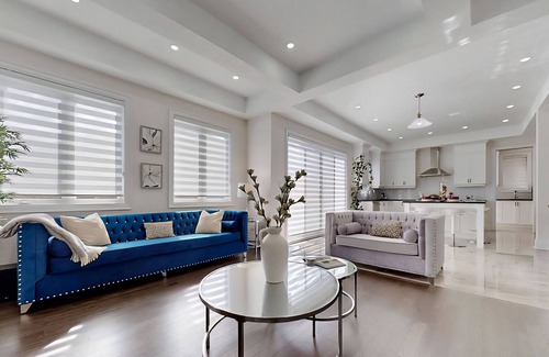 Vaughan House | 2 bedroom with ensuite near Klienburg Ontario