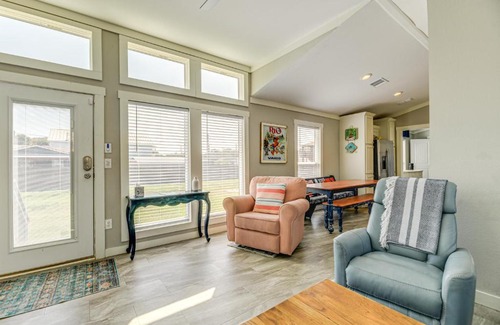 Fulton House | 2 Blocks From Aransas Bay Family Home with Patio!