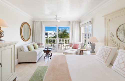 Grace Bay Hotel | 2-BR Oceanfront Penthouse at The Palms - Onsite Pool & Beachfront Dining