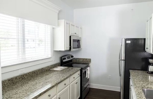 Lackey Resort | 2 Elegant 1BR Gated Villas Close to Jamestowne & Historic Area Trails