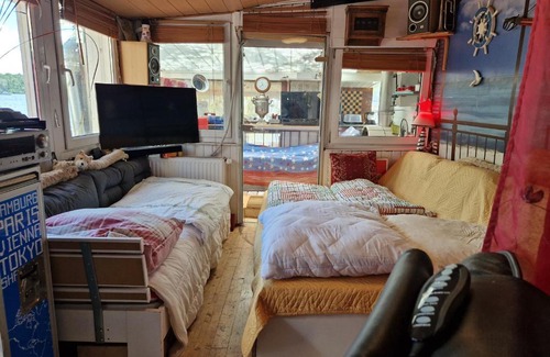 Zeuthen Apartment | 2-Etagen-Wohnung im Haus am See von Berlin
