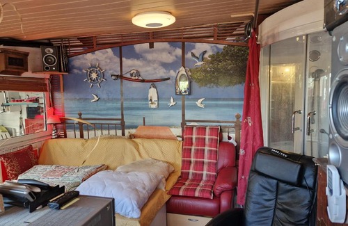 Zeuthen Apartment | 2-Etagen-Wohnung im Haus am See von Berlin