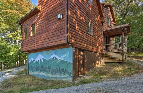 Beech Mountain House | 2 Mi to Beech Mtn Resort Cabin with Deck and Grill!