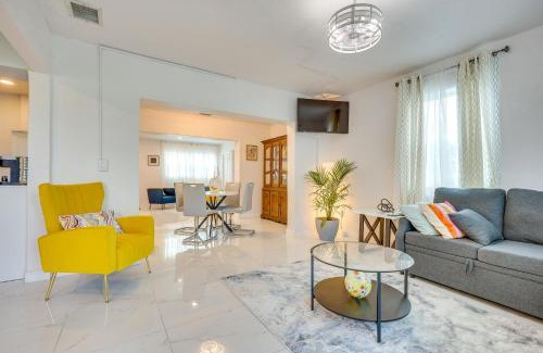 Miami Gardens House | 2 Mi to Hard Rock Stadium Home with Spacious Yard