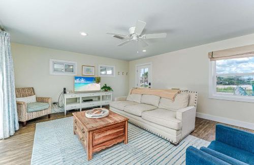 Port St. Joe House | 2 Min Walk to Beach Putting Green MIL Suite