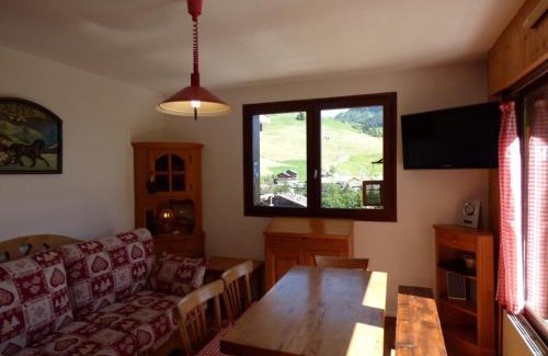 Le Chinaillon Apartment | 2 pièces + coin nuit, panoramique pistes, 4/6 pers., Vieux Village Chinaillon - FR-1-458-108