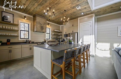 Broken Bow Cabin | 2 Private Heated Pools | Games | Sleeps 48!