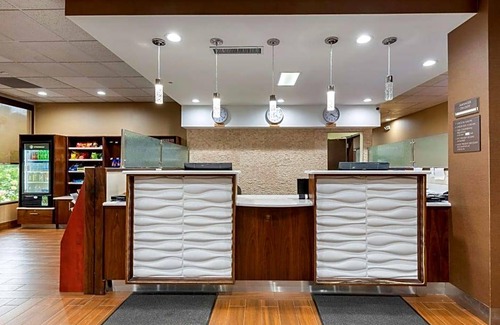 Binghamton Hotel | 2-Star Hotel ∙ Comfort Inn Binghamton I-81