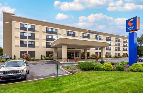 Binghamton Hotel | 2-Star Hotel ∙ Comfort Inn Binghamton I-81