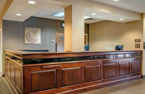 Carlisle Hotel | 2-Star Hotel ∙ Comfort Suites Downtown Carlisle